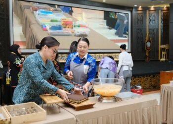 Ratusan Ibu-ibu Ikut Pelatihan Pembuatan Kue Nastar dan Takjil secara Gratis oleh TP PKK Kabupaten Malinau