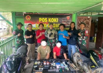 Patroli Pengawasan PETI, Satgas Pamtas Yonarmed 4/Parahyangan Dapati Dua Pria Bawa Sabu