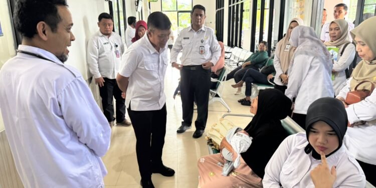 Hari Pertama Kerja Pascalebaran, Sekda Bulungan Pantau Instansi Pelayanan Publik