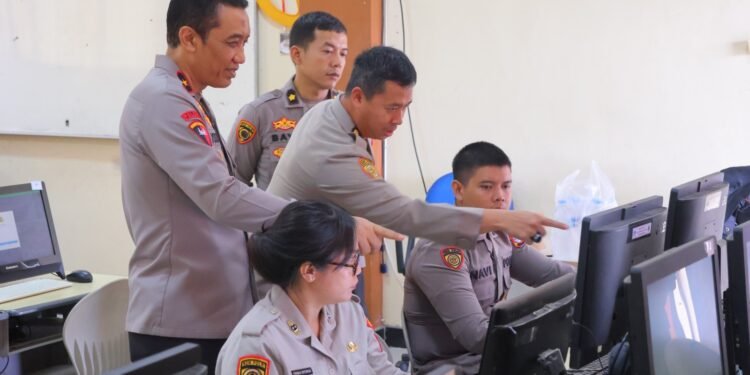 Tahapan Penting, Wakapolda Kaltara Tinjau Persiapan Tes CAT Psikologi Penerimaan Polri di SMAN1 Tanjung Selor