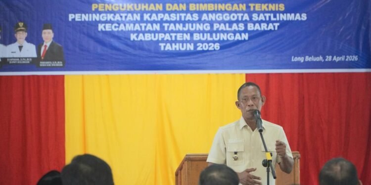 Satlinmas Garda Terdepan Jaga Keamanan Lingkungan
