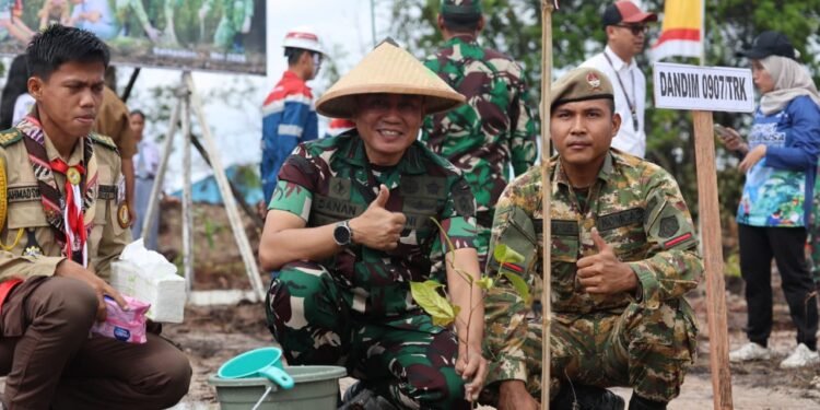 Kodim 0907 Tarakan Gelar Aksi Tanam Pohon Serentak di RTH