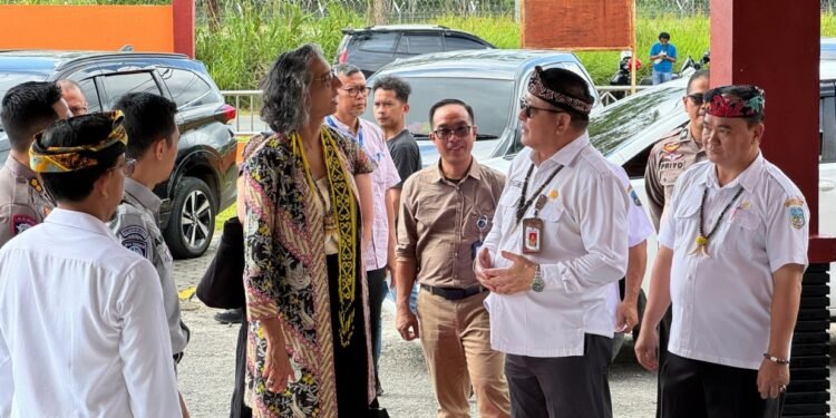 Tinjau Pelaksanaan Program SKALA, Wadubes Australia Kunjungi Samsat Bulungan