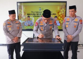 Kapolda Kaltara Resmikan Renovasi Masjid Nur Aryyaguna Polda Kaltara