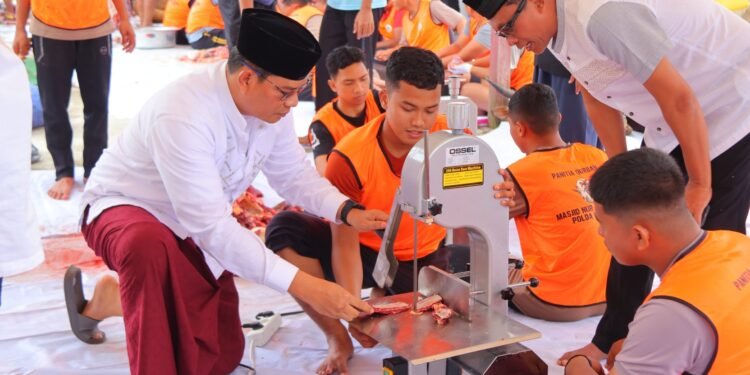 Tingkatkan Iman dan Kepedulian Sosial, Polda Kaltara Gelar Pemotongan Hewan Kurban Idul Adha 1447 Hijriah