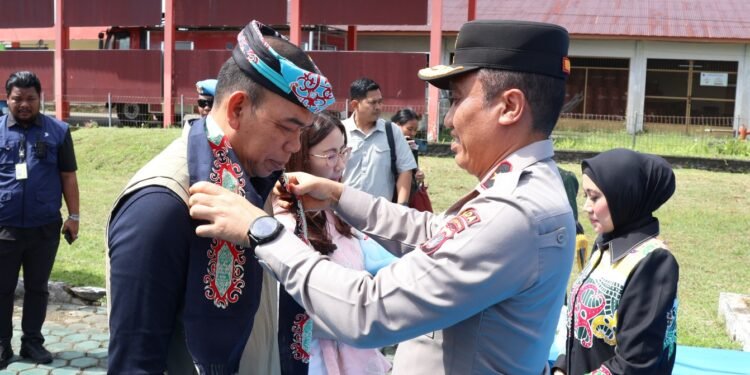 Wakapolda Kaltara Sambut Kedatangan Kapolda Baru di Bandara Juwata Tarakan