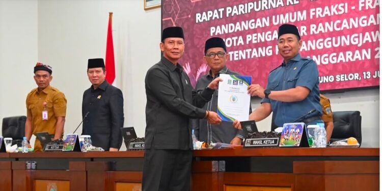 Enam Fraksi DPRD Kaltara Sampaikan Pandangan atas Nota Pengantar Ranperda Pertanggungjawaban APBD 2025