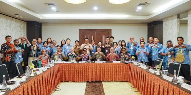 Gubernur Kaltara Tawarkan Peluang Investasi Strategis kepada 14 Duta Besar