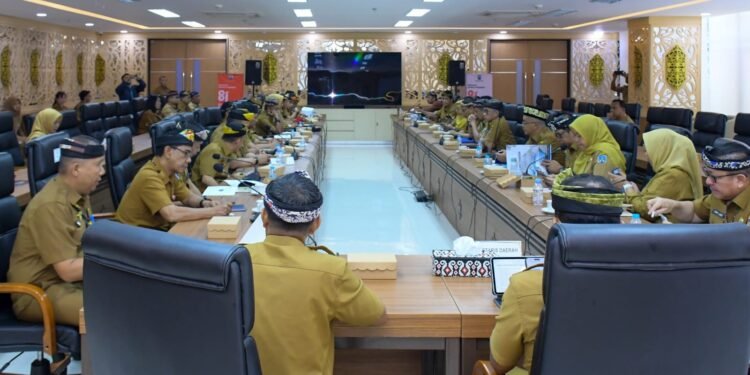 Sekprov Kaltara Ajak Perangkat Daerah Optimalkan Pendapatan dan Belanja