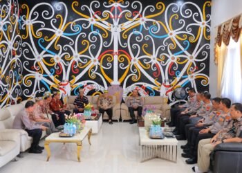 Perkuat Sinergi Jaga Bumi Benuanta, Kapolda Kunjungan Silaturahmi ke Lembaga Adat Dayak Kaltara