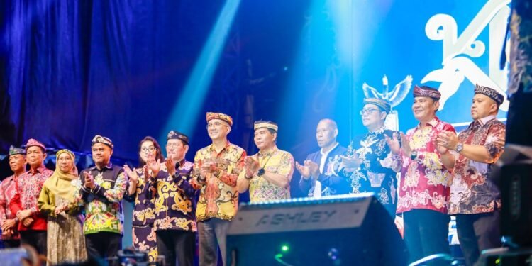 Buka Karya Kreatif Benuanta 2026, Gubernur Ajak Masyarakat Bangga Produk Kaltara