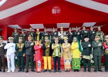 Momen Nasional, DPRD Kaltara Hadiri Upacara Penurunan Bendera HUT Ke-81 RI