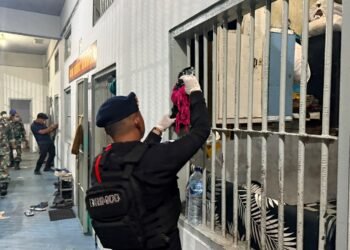 Cegah Beredarnya Barang Terlarang, Satbrimob Polda Kaltara Dukung Razia Gabungan di Lapas Kelas IIA Tarakan