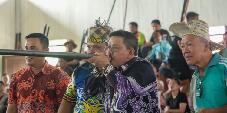 Dari Tradisi ke Promosi Budaya, Wagub Ingkong Ala Dorong Sumpit Go Nasional