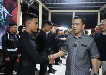 Cek Kesiapsiagaan Personel Satbrimob, Kapolda Kaltara Bangga dengan Kekompakan dan Kemandirian Anggota