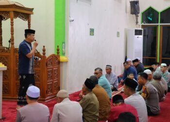 Shalat Subuh di Masjid Agung Darul Jalal Malinau, Kapolda Kaltara Ajak Masyarakat Jaga Kamtibmas